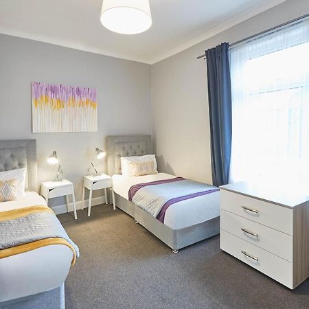 Eskdale House By Horizon Stays Darlington  Ngoại thất bức ảnh